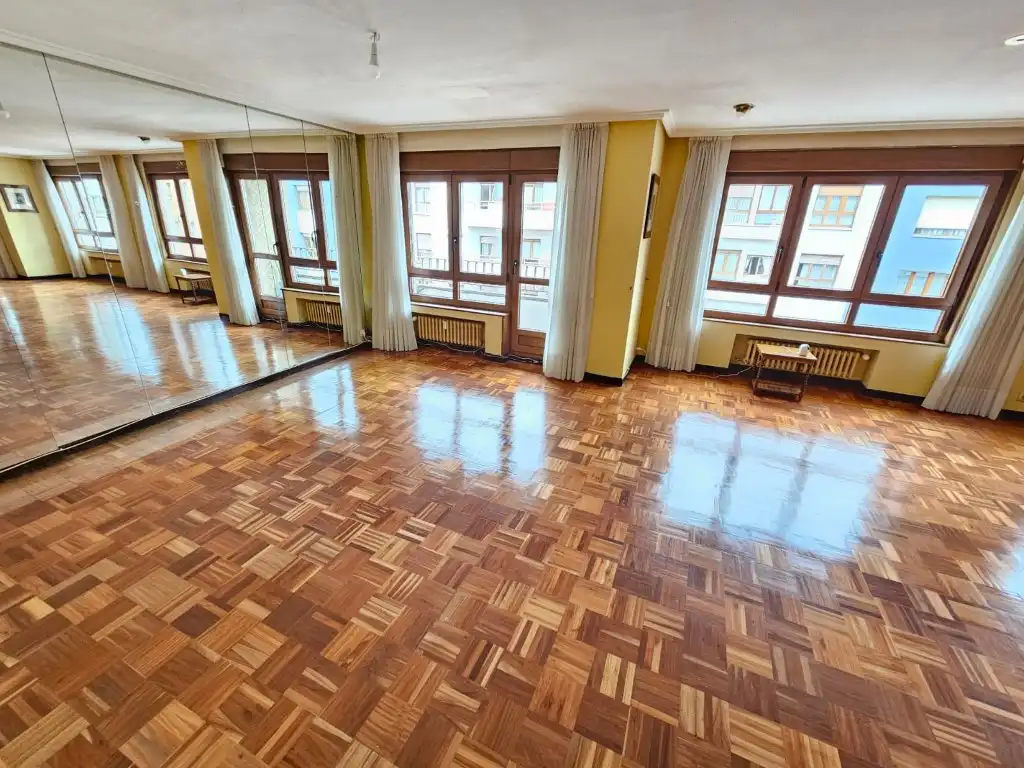 Sala de estar de Piso en venta en Avilés