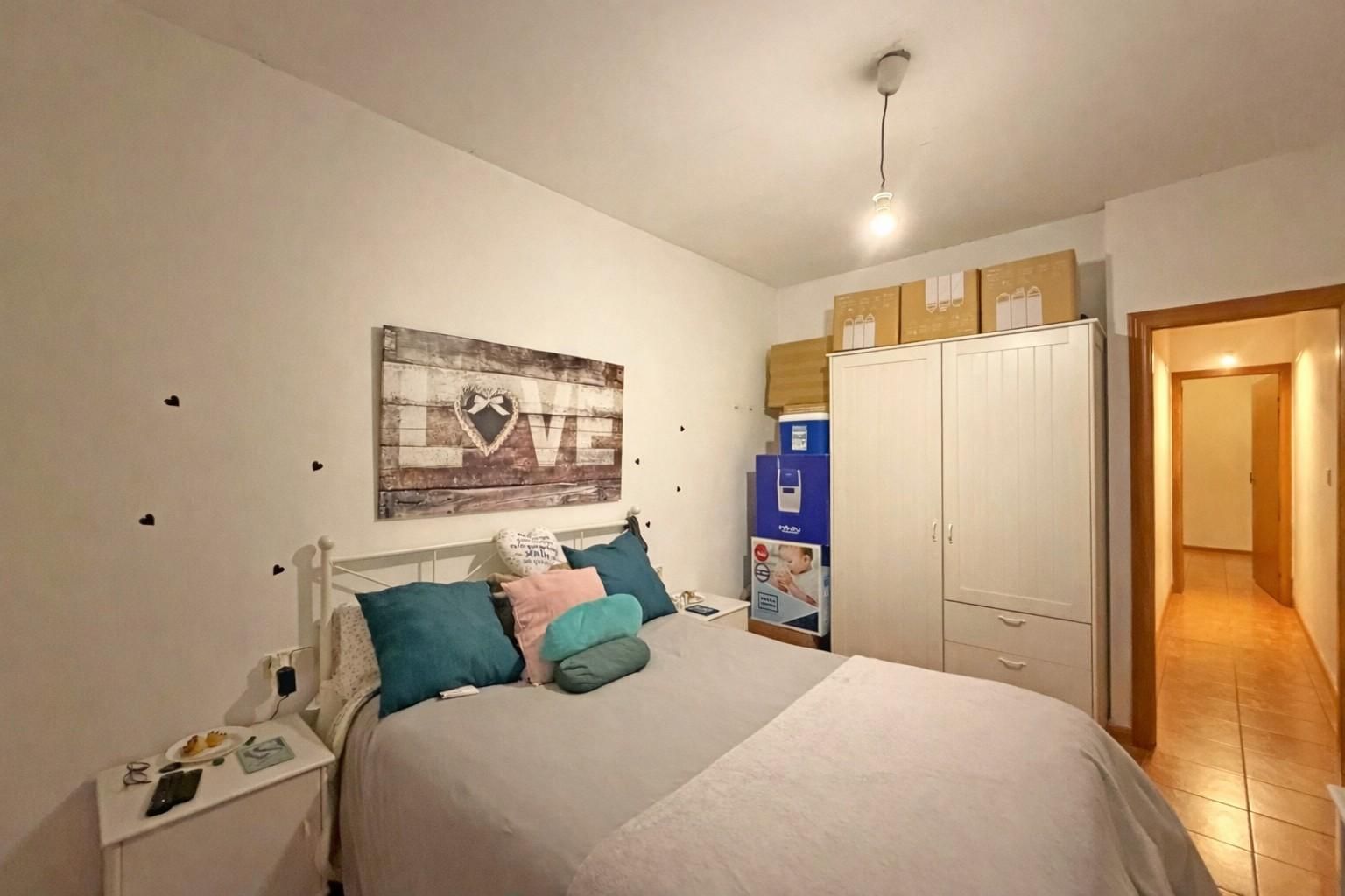 Habitación de Piso en venta en Sabadell con Calefacción