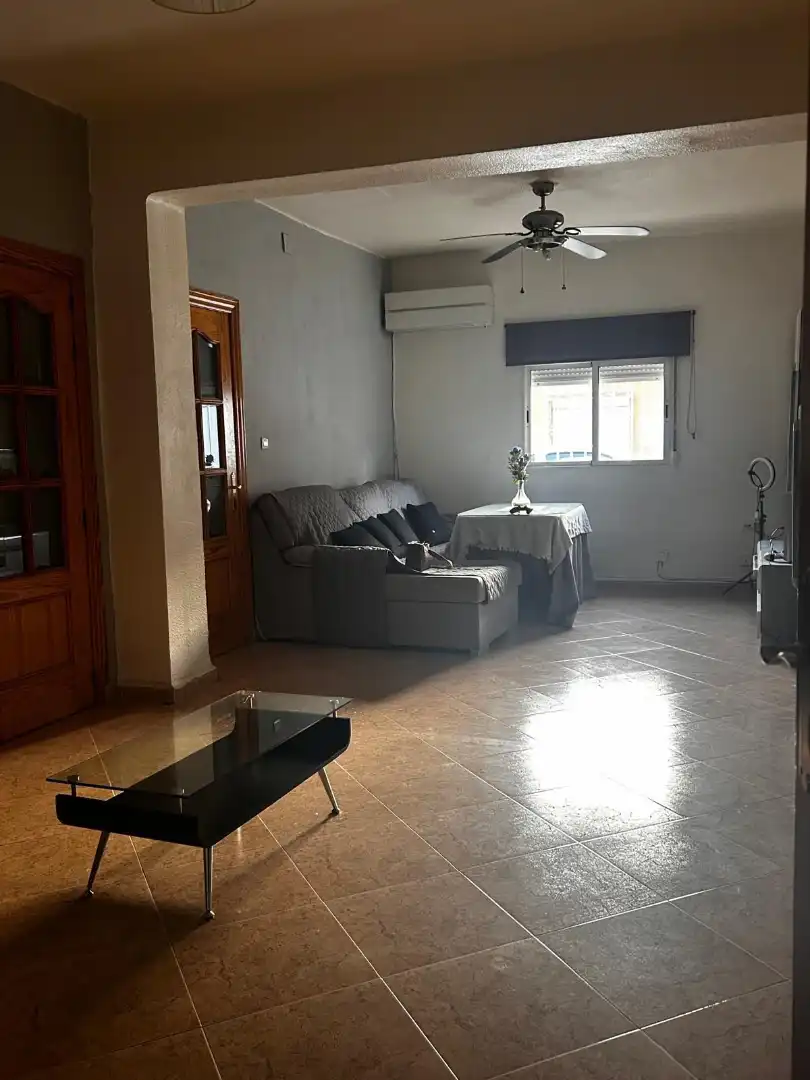 Sala d'estar de Casa adosada en venda en Maracena amb Aire condicionat, Calefacció i Terrassa
