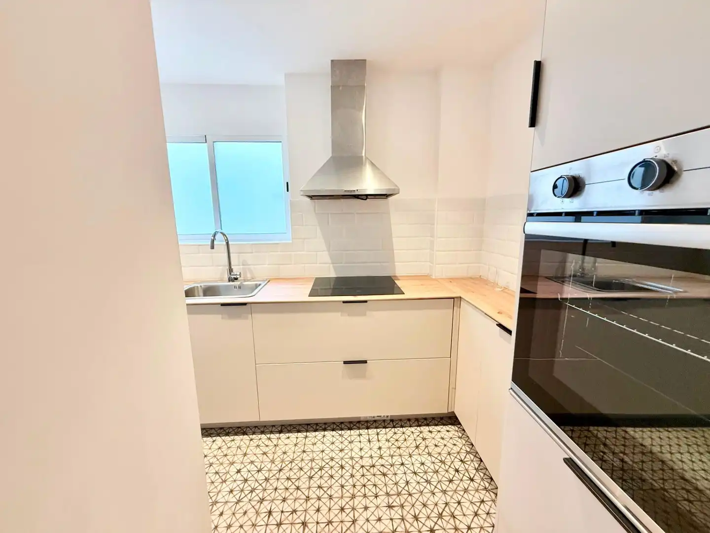Cocina de Piso de alquiler en Valencia con Calefacción, Parquet y Amueblado