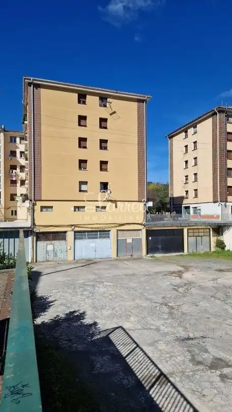 Parking de Local en venta en Igorre con Aire acondicionado