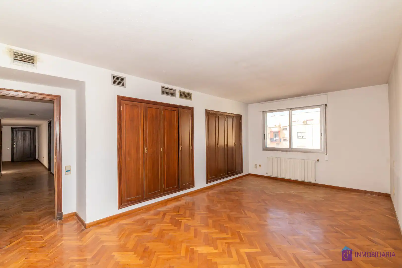 Bedroom of Flat for sale in Zaragoza  with Air Conditioner and Heating