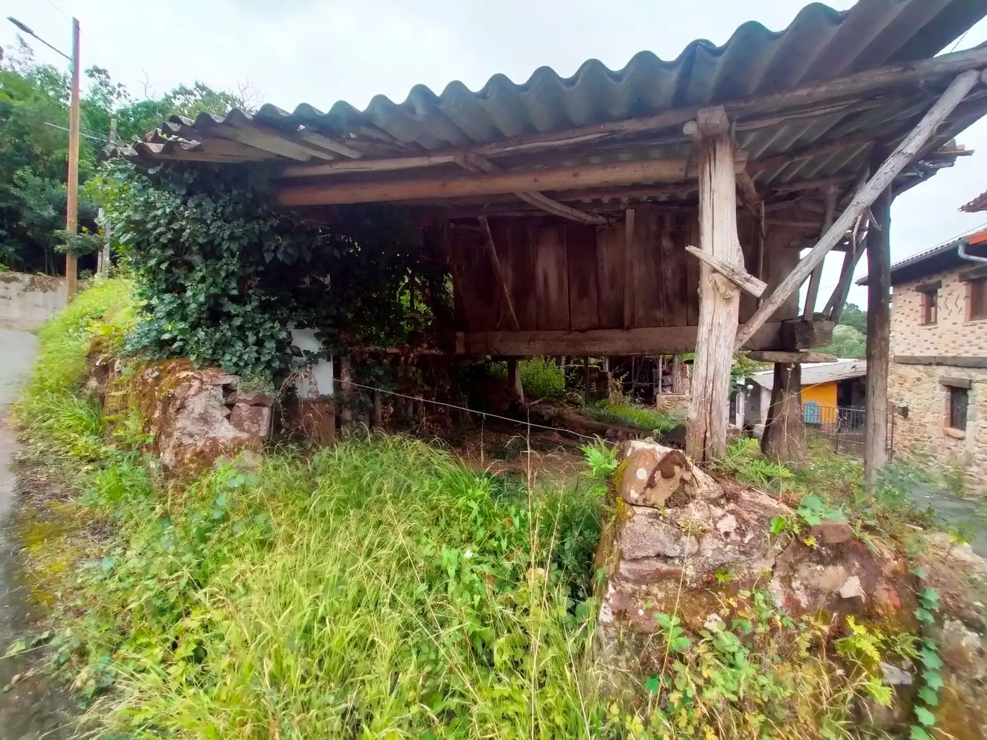 Terreno en venta en Pravia