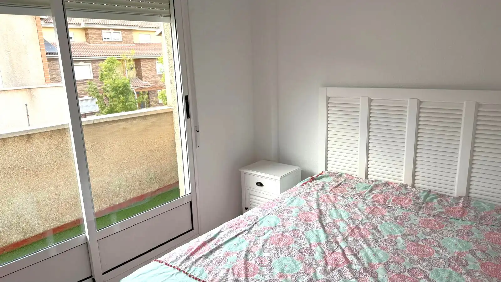 Terraced house with terrace to rent in Calle Pintor Saura Pacheco, imagen 12