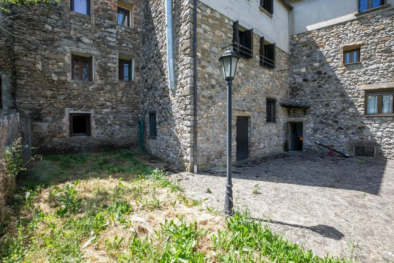 Vista exterior de Casa o chalet en venta en Laspuña con Calefacción, Jardín privado y Amueblado