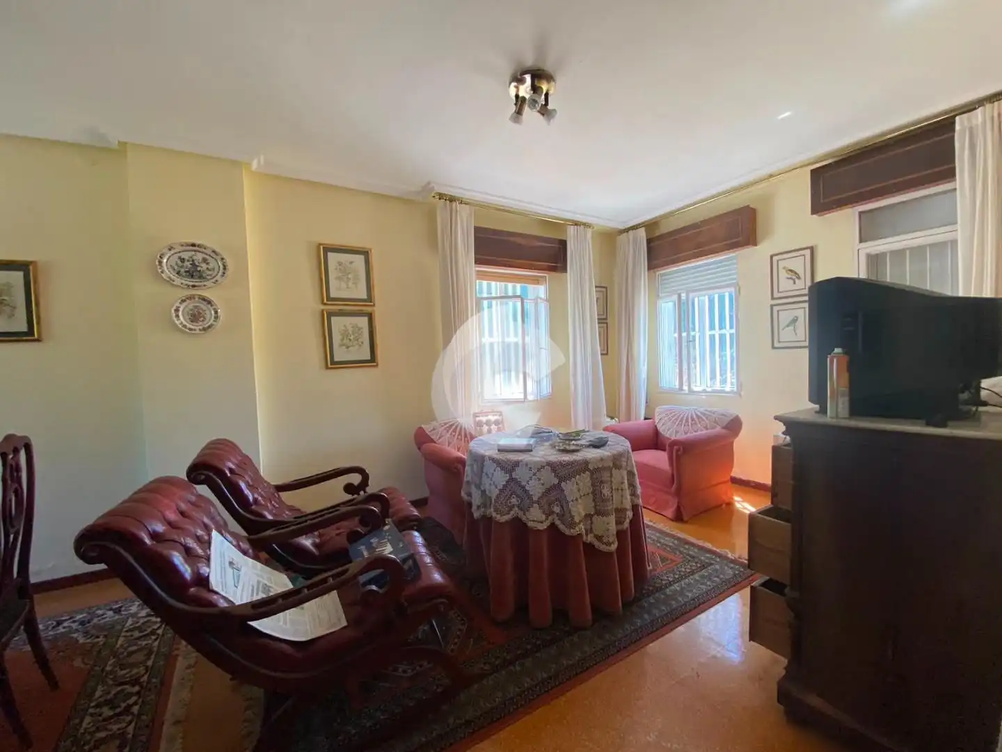 Sala d'estar de Casa adosada en venda en Esgos amb Jardí privat