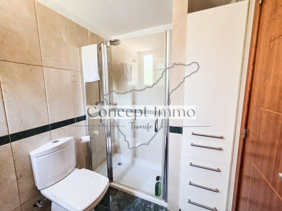 Detached homes for sale in Calle Tajore, Playa de Fañabé