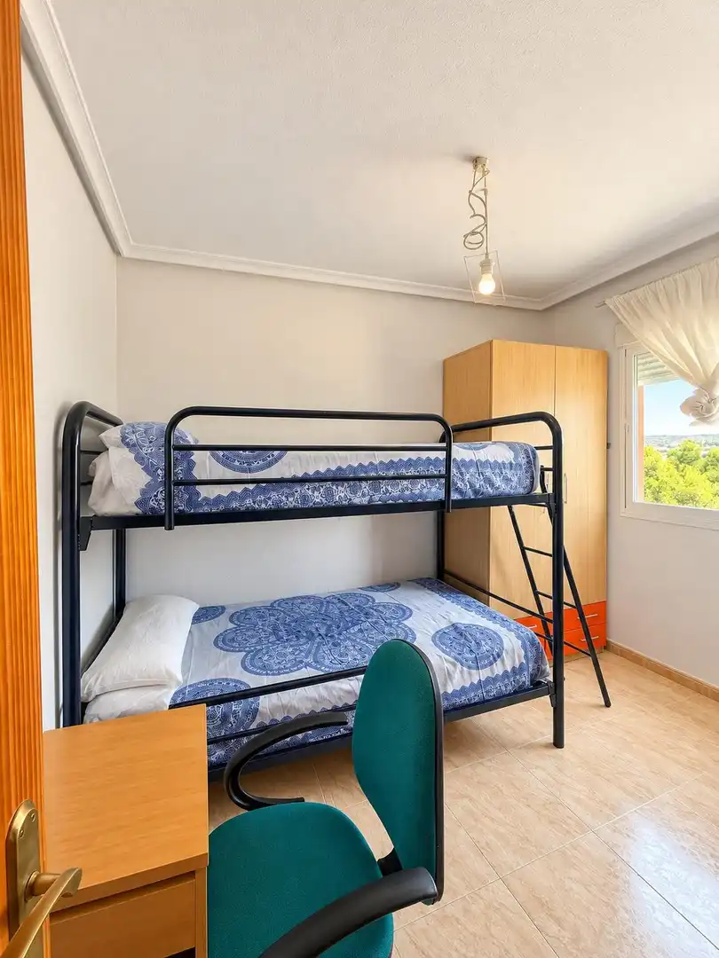 Dormitori de Apartament en venda en Mazarrón amb Jardí privat, Traster i Piscina comunitària