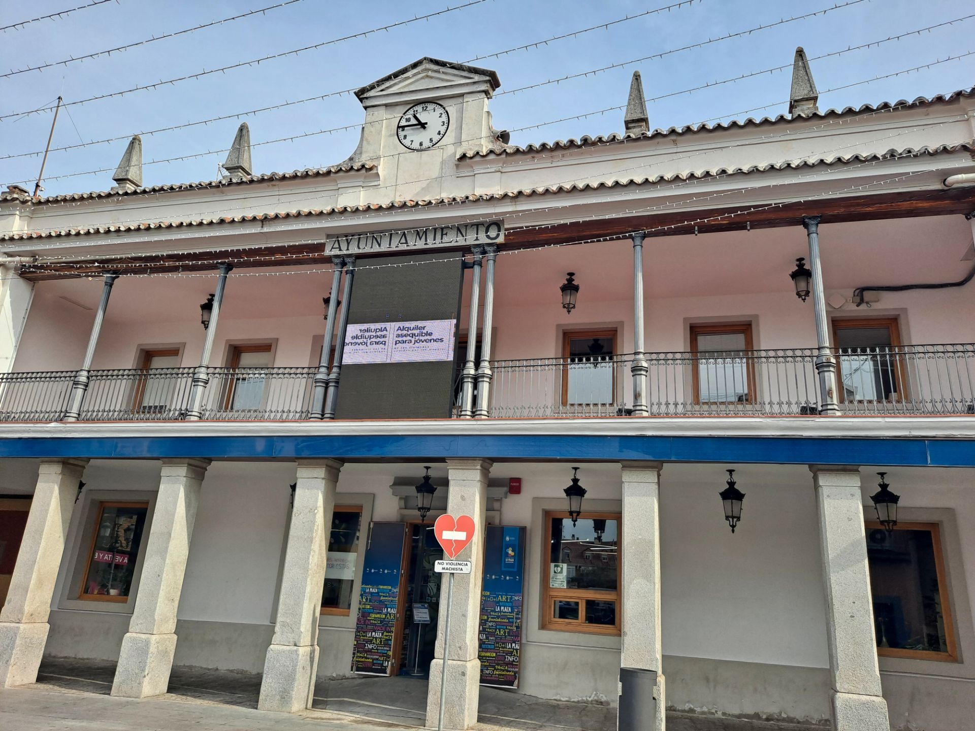 Vista exterior de Casa o xalet en venda en Fuenlabrada