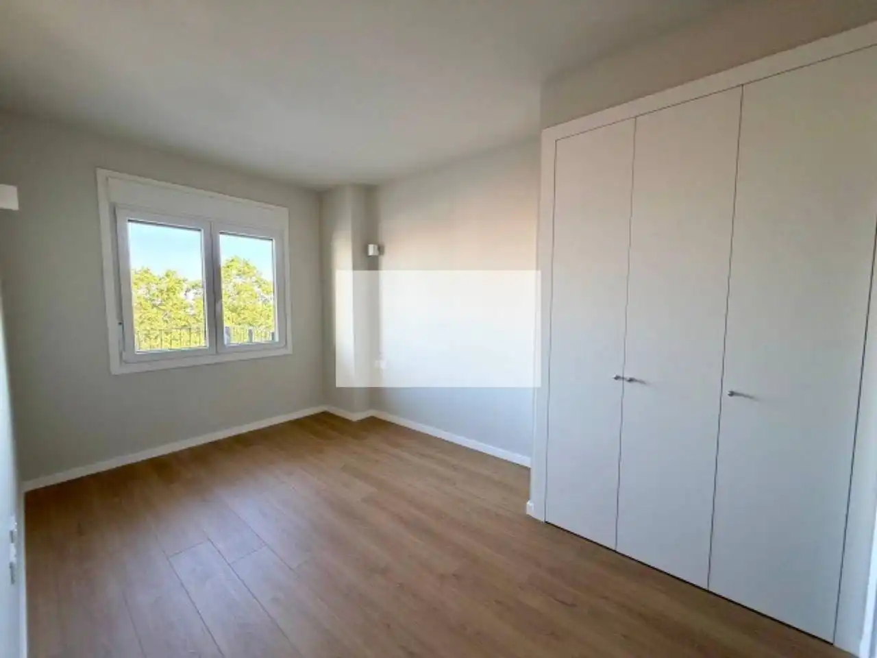Bedroom of Flat for rent in Terrassa  with Air Conditioner, Heating and Parquet flooring