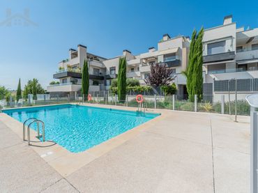 Appartamento con piscina in vendita a Avenida Selección Española de Fútbol 8