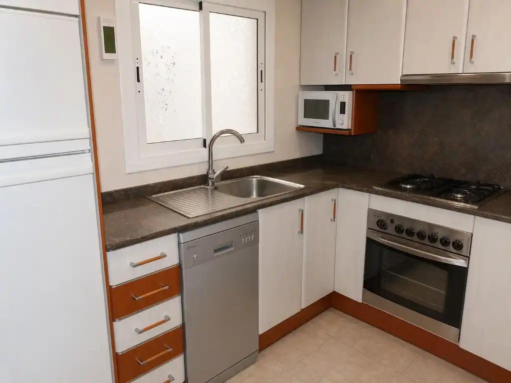 Cocina de Piso en venta en  Barcelona Capital con Aire acondicionado y Balcón