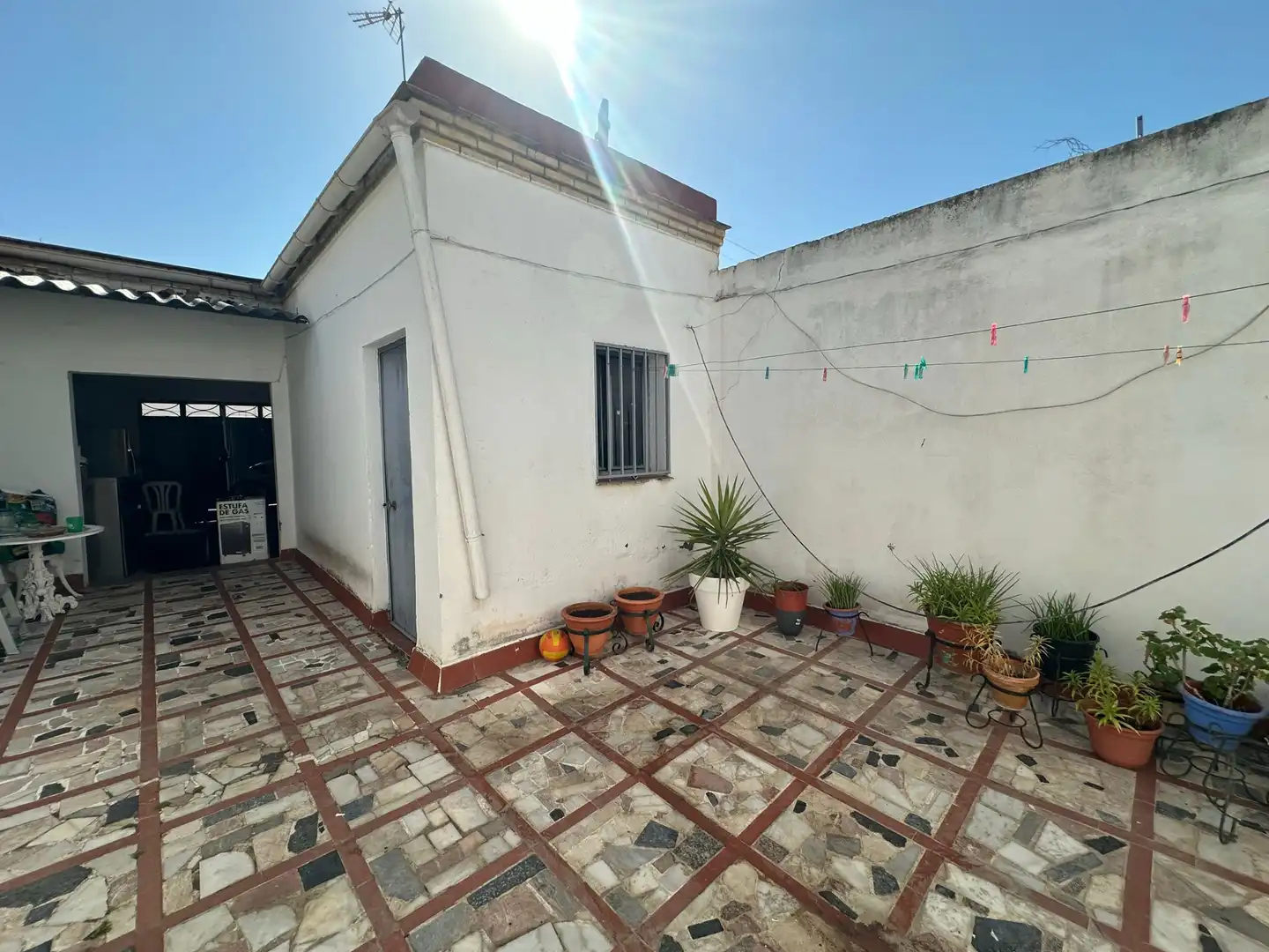 Vista exterior de Casa o chalet en venta en Bormujos con Trastero