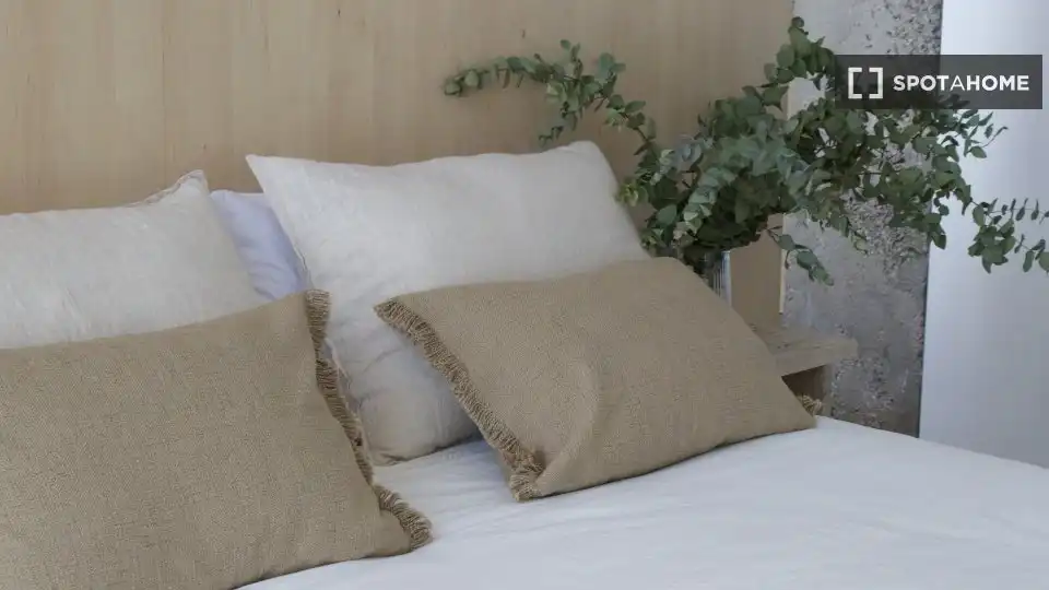 Bedroom of Flat for rent in Aldaia  with Air Conditioner, Heating and Furnished