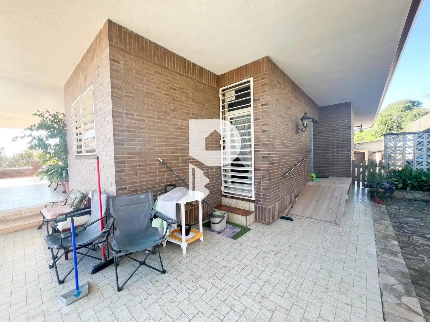 Vista exterior de Casa o chalet en venta en Pallejà con Aire acondicionado, Calefacción y Jardín privado