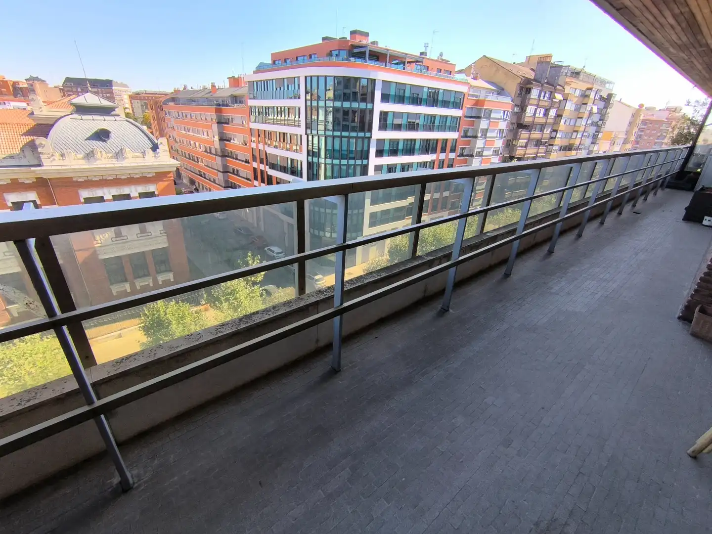 Terrasse von Wohnung zum Verkauf in Palencia mit Heizung, Terrasse und Ofen