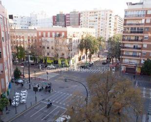 Vista exterior de Pis de lloguer en  Valencia Capital amb Terrassa