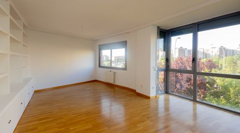 Foto 2 de Piso en venta en Avenida de Francisco Pi y Margall, Sanchinarro, Madrid Capital
