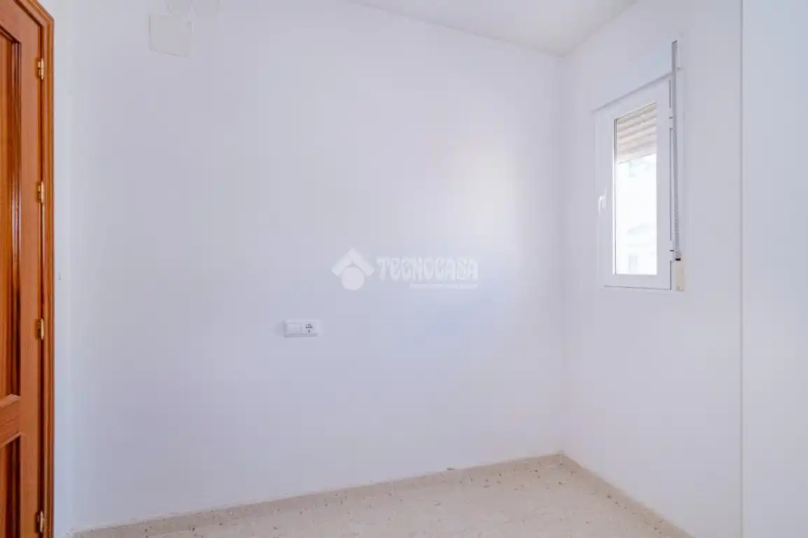 Dormitori de Casa adosada en venda en Loja
