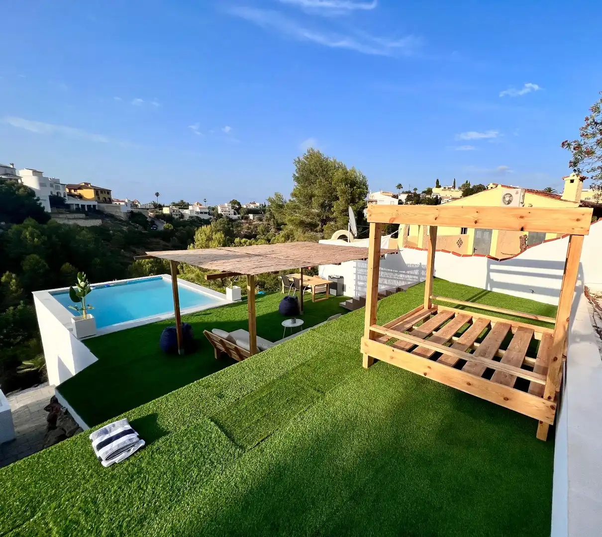 Terrassa de Casa o xalet en venda en Dénia amb Aire condicionat, Calefacció i Jardí privat
