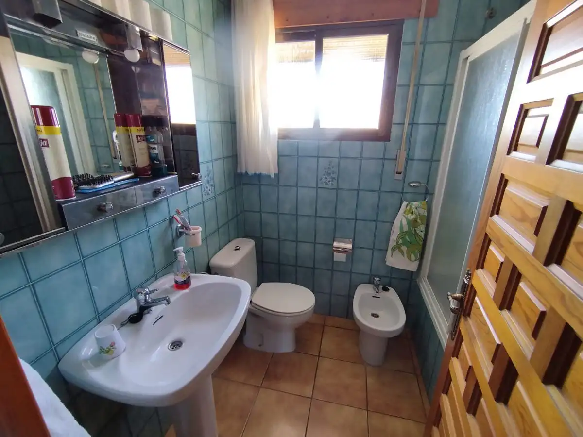 Badezimmer von Fabrikhallen zum Verkauf in Montehermoso