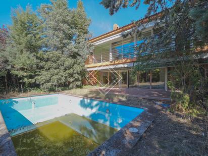 Garden of House or chalet for sale in La Moraleja  with Air Conditioner, Terrace and Swimming Pool