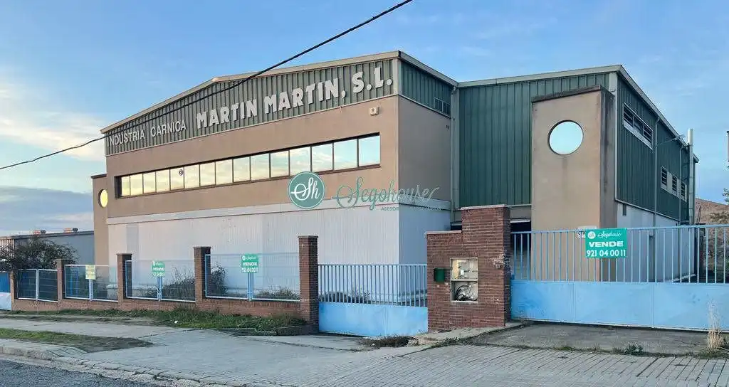 Nau industrial en venda a El Cerro - Carretera de San Rafael