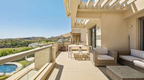 Foto 2 de Apartamento en venta en Los Arqueros - Puerto del Almendro, Benahavís