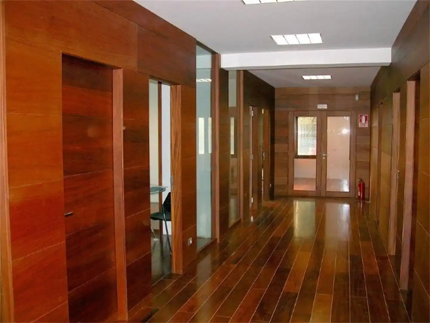 Fabrikhallen zur Miete in Aiguafreda
