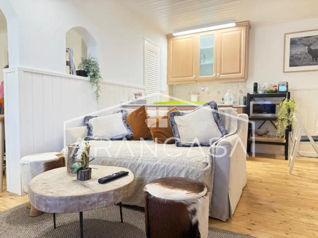 Living room of Apartments for sale in Naut Aran