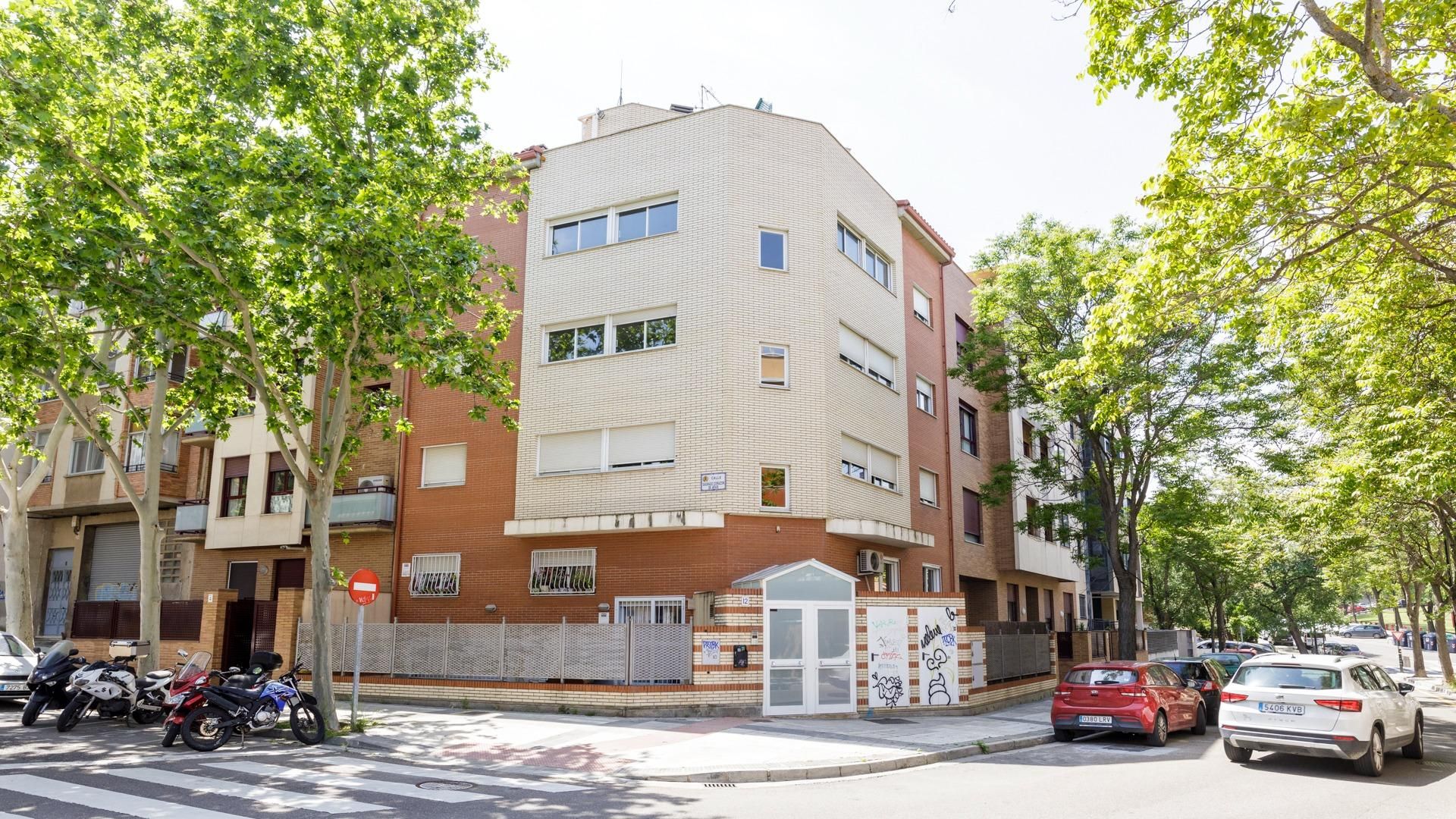Exterior view of Attic for sale in  Zaragoza Capital  with Air Conditioner, Heating and Parquet flooring