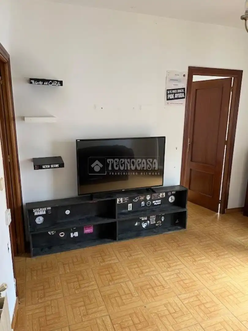 Living room of Flat for sale in Madrid