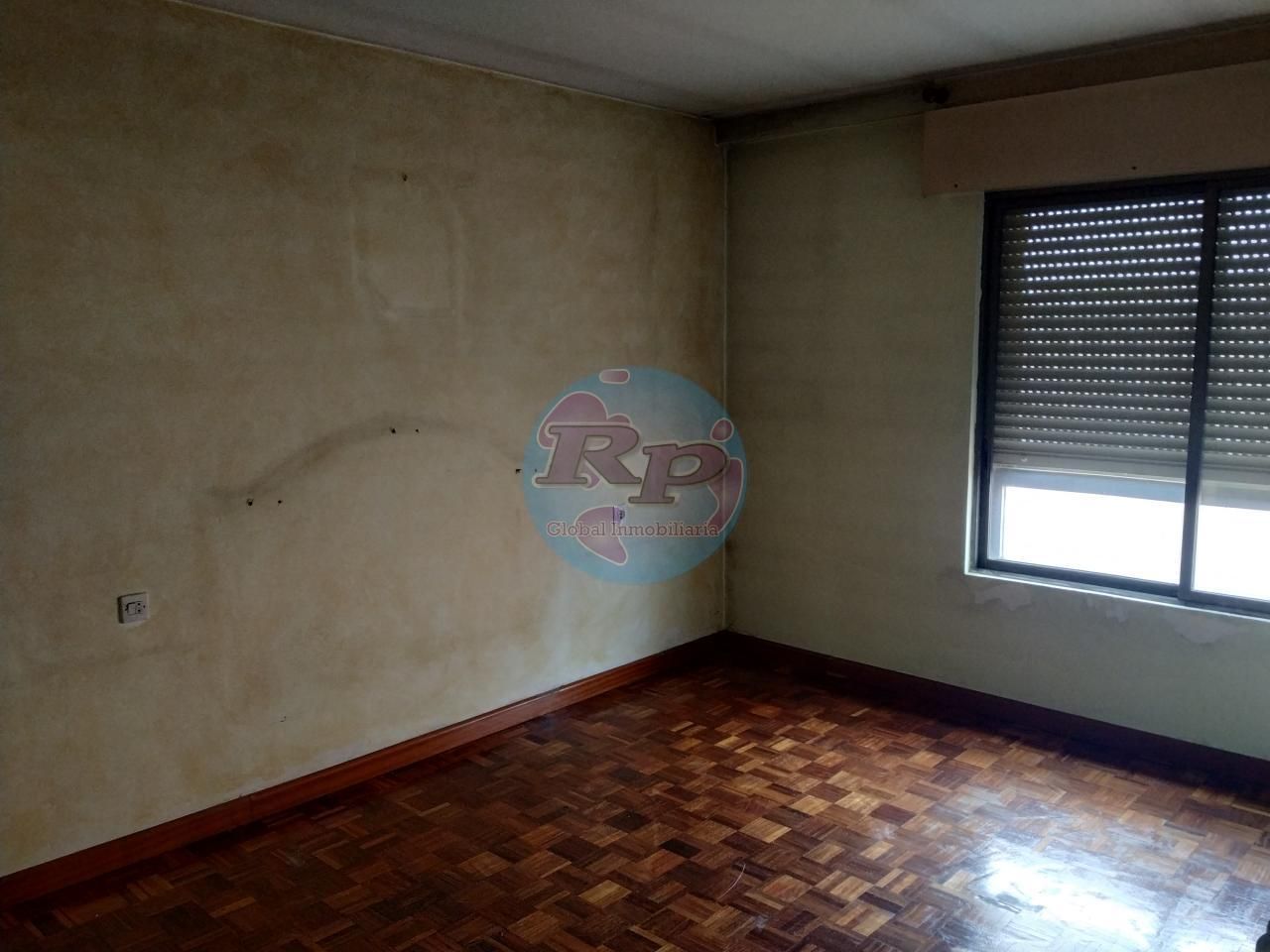 Bedroom of Flat for sale in León Capital   with Heating, Parquet flooring and Storage room