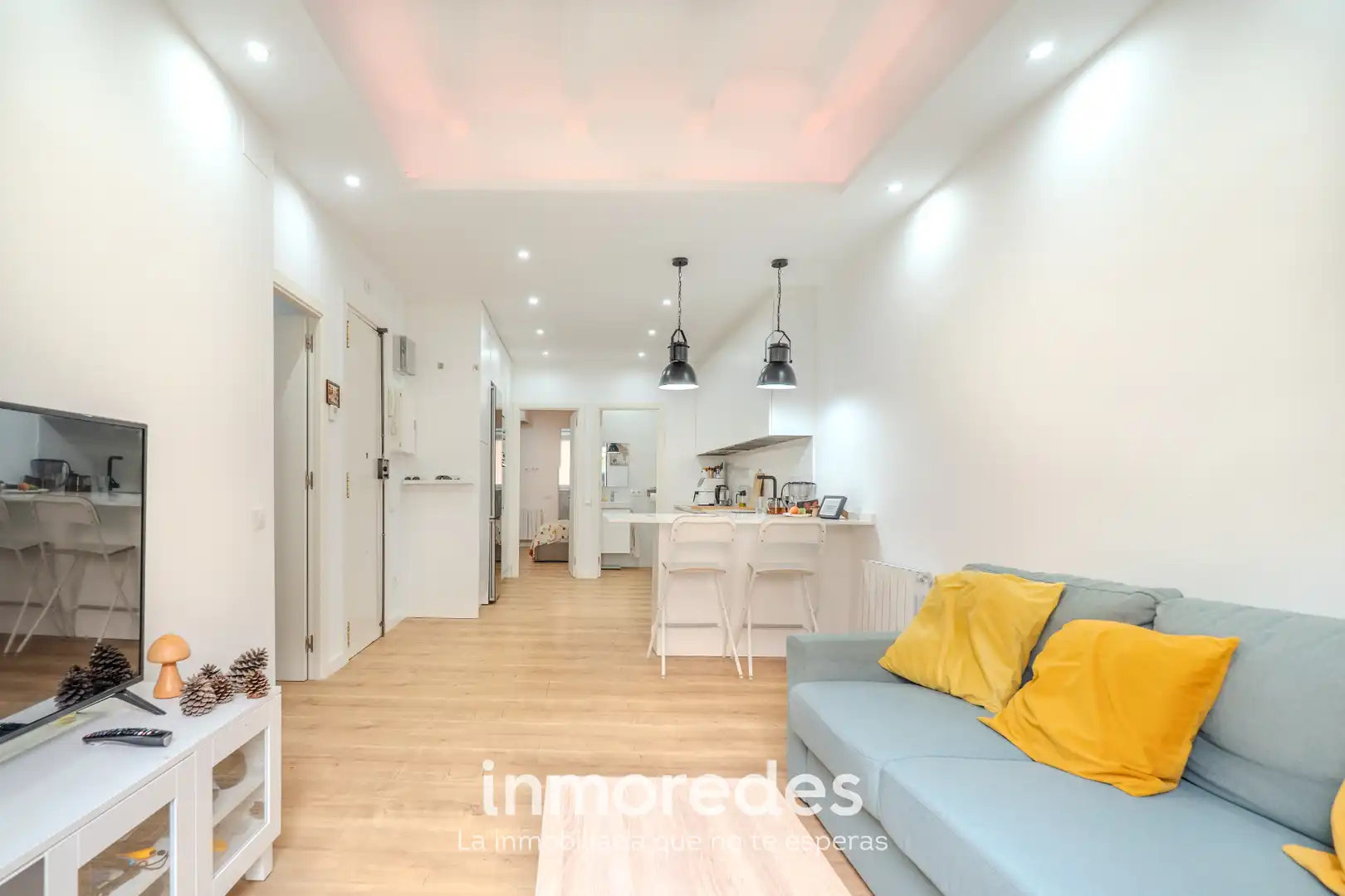 Appartamento con terrazza in vendita a Avinguda de Mistral, imagen 5