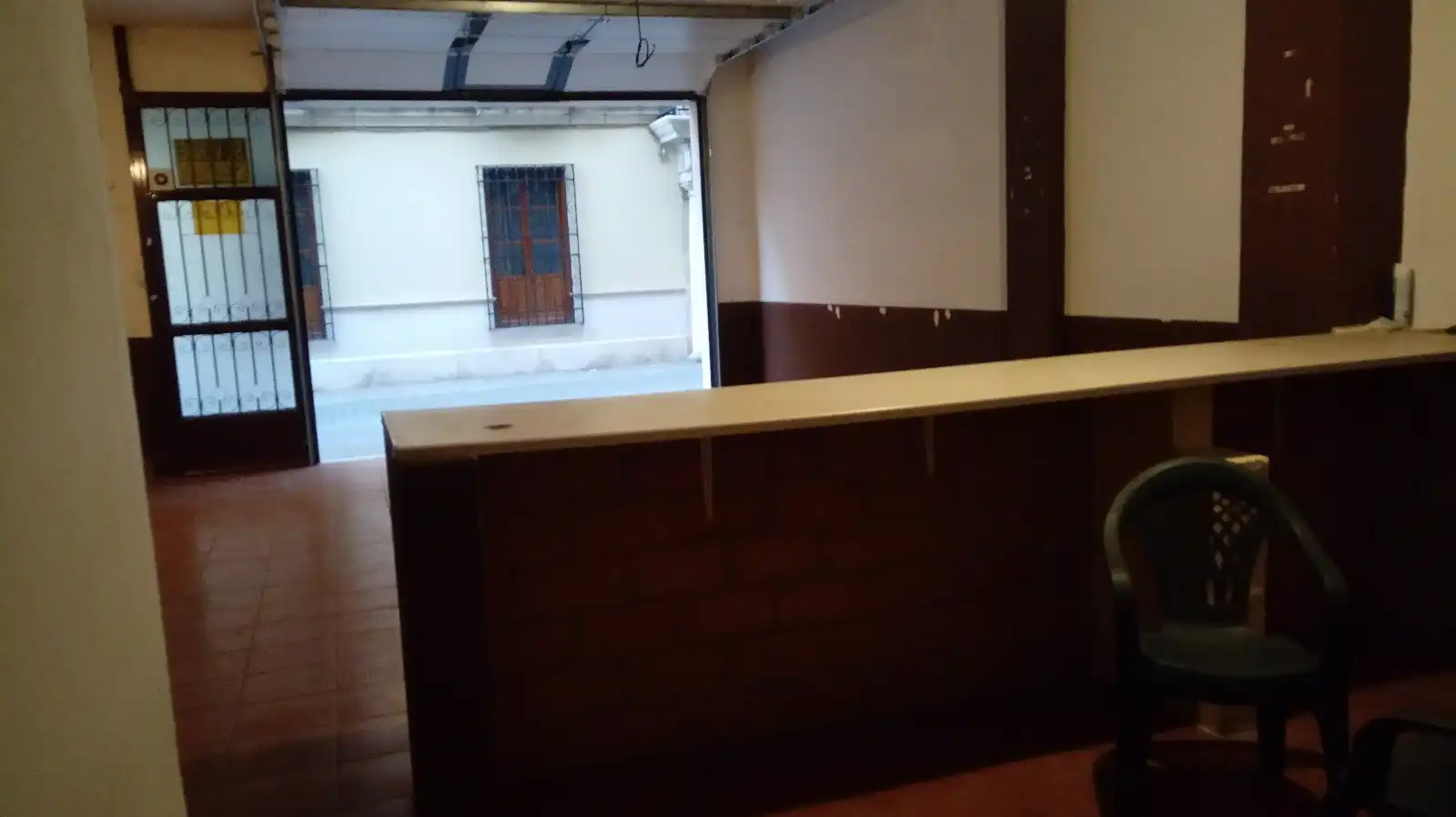 Local comercial en venda a Cabra