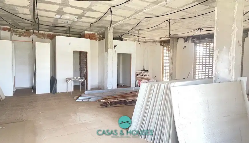 Geschaftsraum zum Verkauf in La Manga del Mar Menor mit Klimaanlage, Terrasse und Möbliert