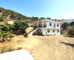 Vista exterior de Finca rústica en venda en Vélez-Málaga amb Jardí privat, Terrassa i Moblat