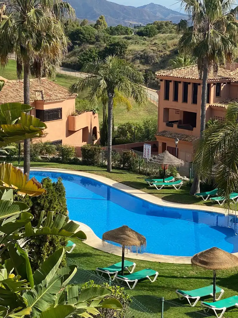 Piso con piscina en venta en Ojén - OjÃÂ©n,La Mairena,Calle Velazquez, imagen 3