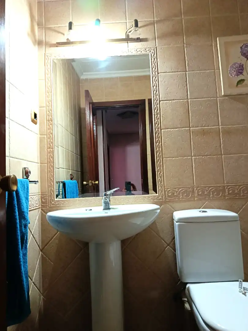 Baño de Piso de alquiler en Santander con Calefacción y Amueblado