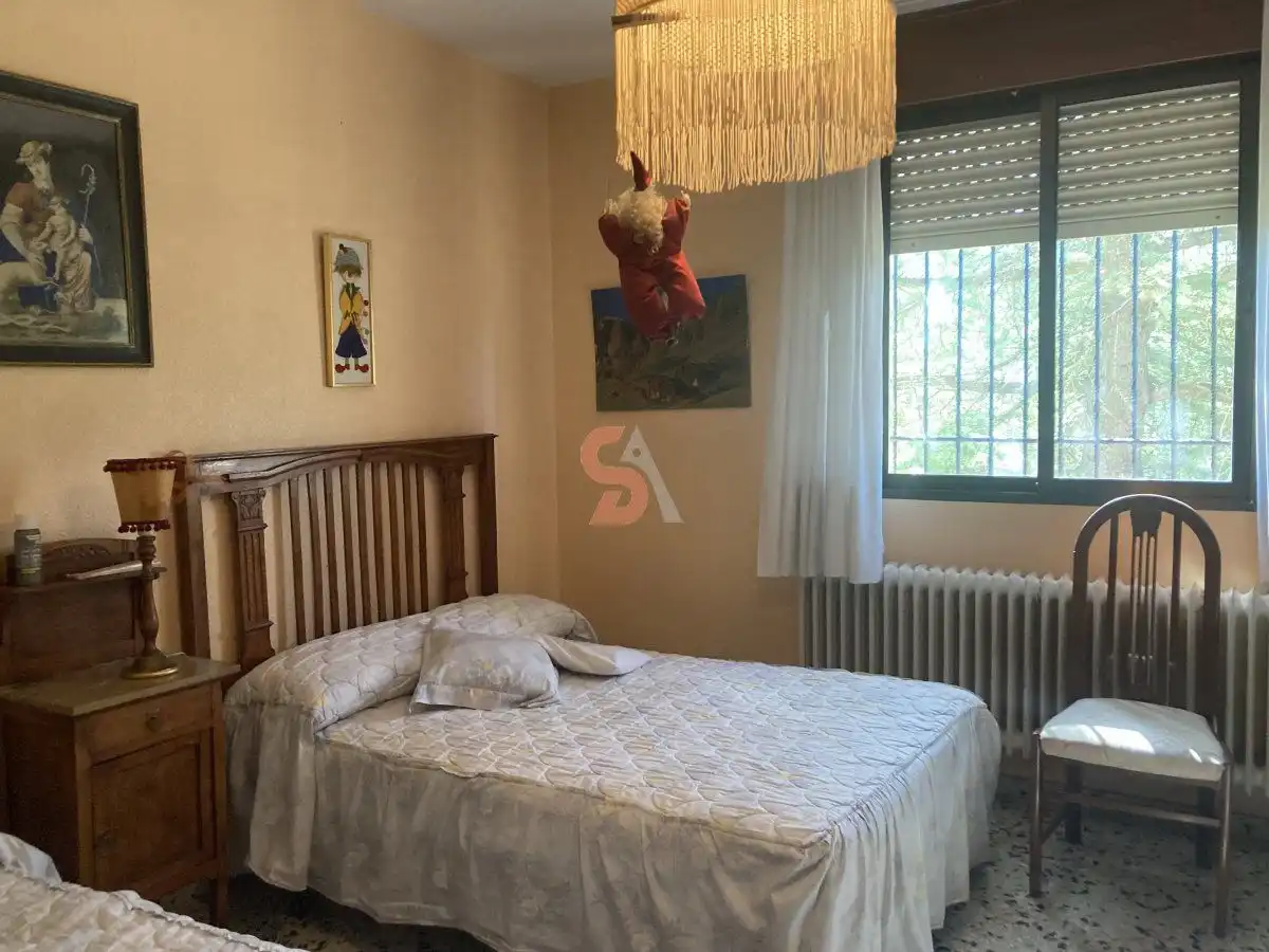 Habitación de Casa o chalet en venta en Cubillas de Santa Marta con Calefacción, Jardín privado y Terraza