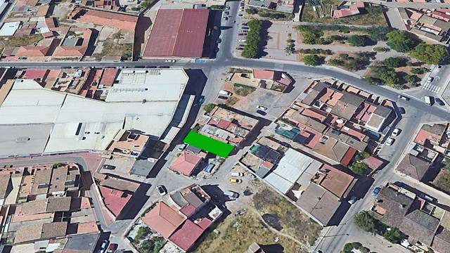 Terreno en Venta en C/ Pirineos                                        en Los Dolores