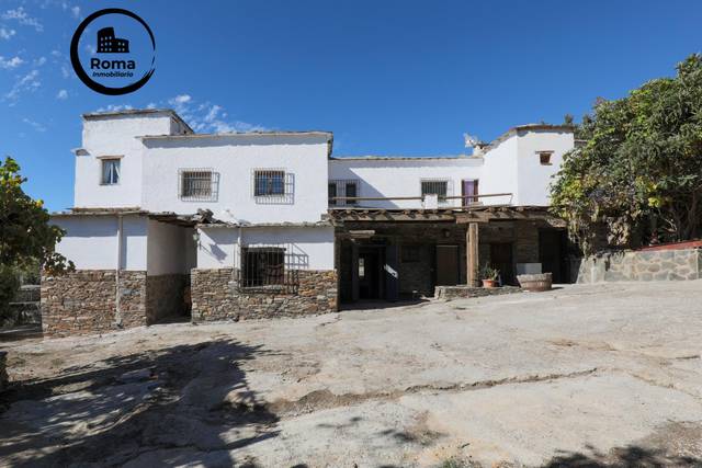 Casa-chalet en Venta en  Busquístar en Busquístar