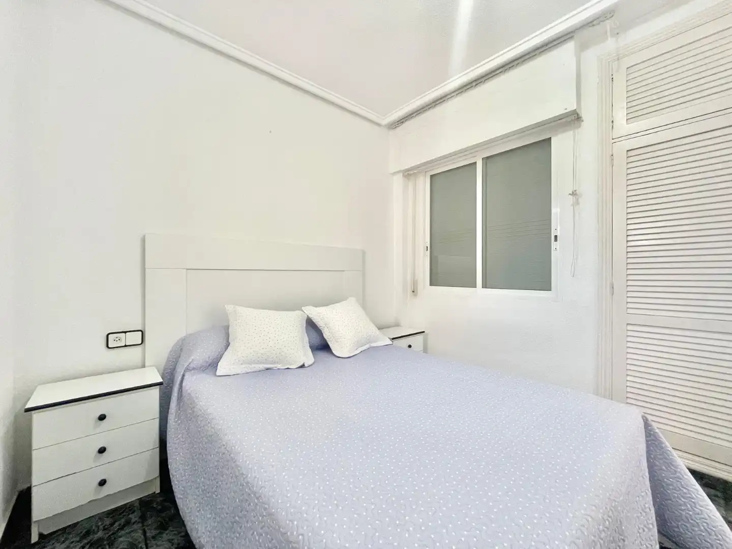 Apartment with pool to rent in Playa de los Locos, imagen 7