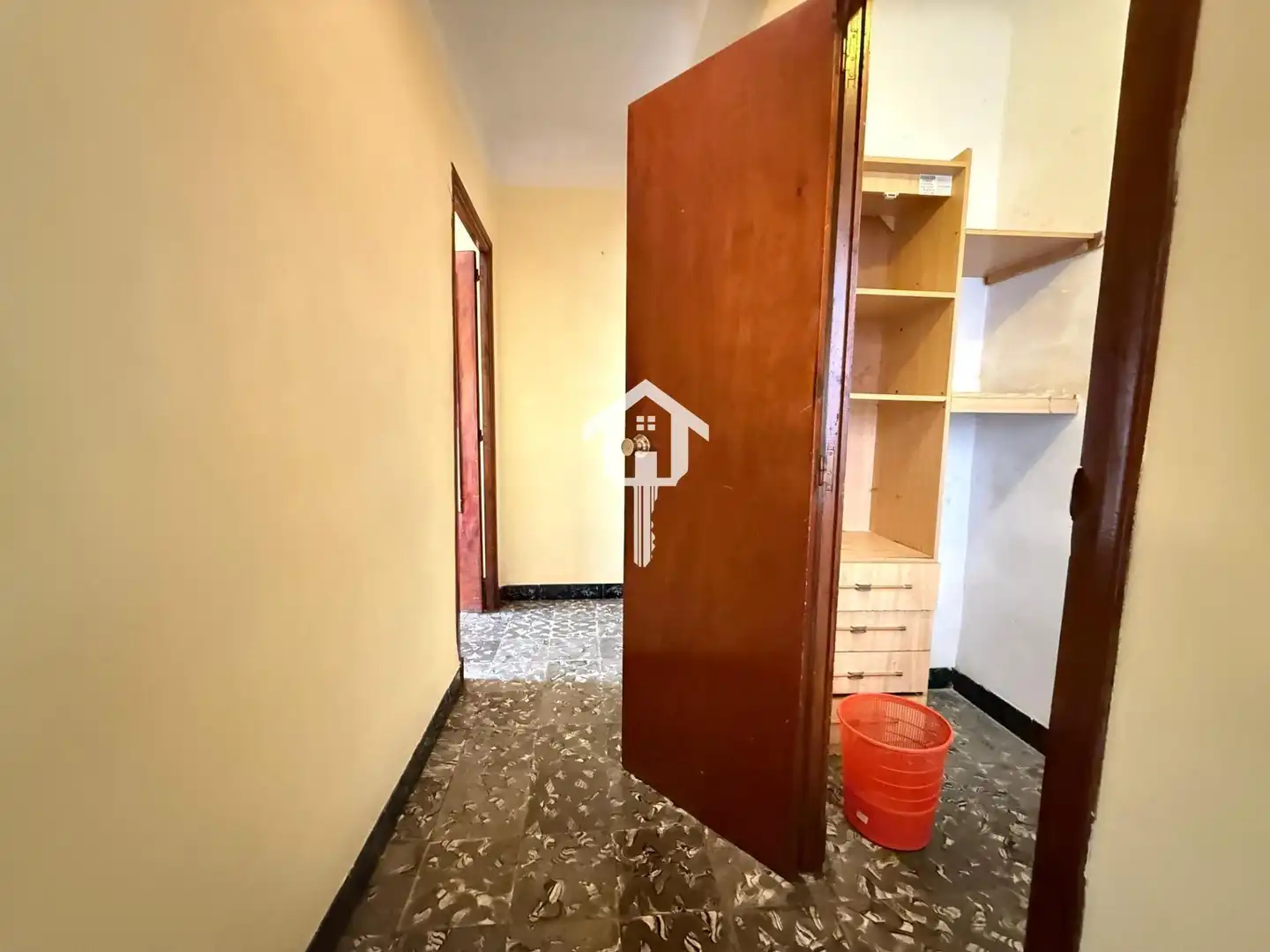 Apartamento en venta en Calle MAESTRO ALONSO, Altozano - Conde Lumiares