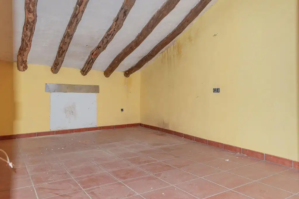 Einfamilien-Reihenhaus zum Verkauf in C/ Esperanza, Elche de la Sierra