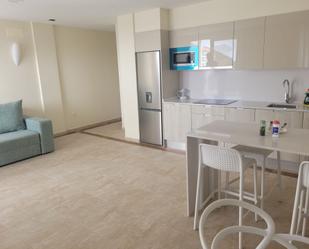 Cuina de Apartament de lloguer en Arona amb Aire condicionat, Terrassa i Piscina