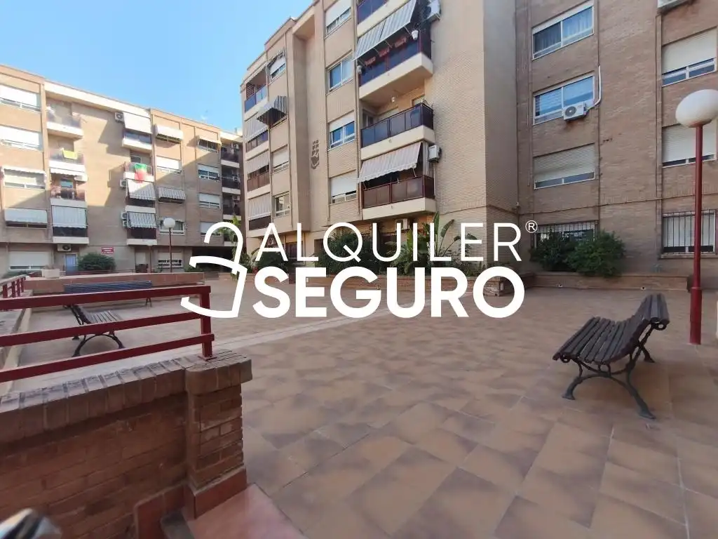 Exterior view of Flat for rent in Sant Joan d'Alacant  with Air Conditioner, Swimming Pool and Furnished