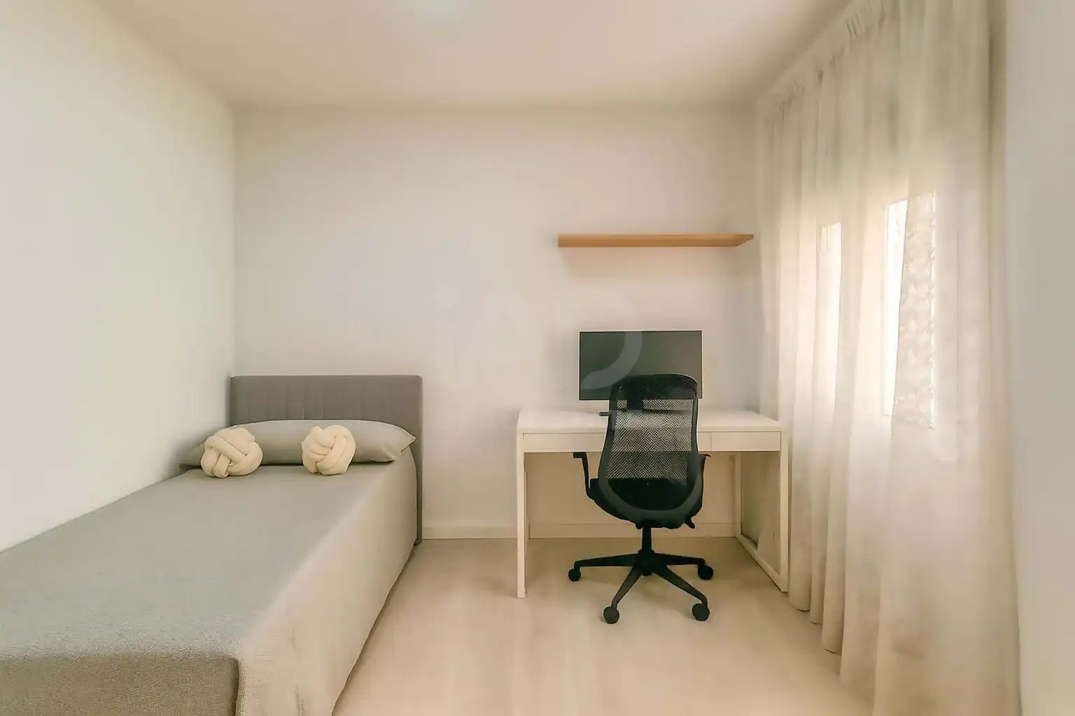 Bedroom of Flat for sale in El Campello  with Air Conditioner and Heating