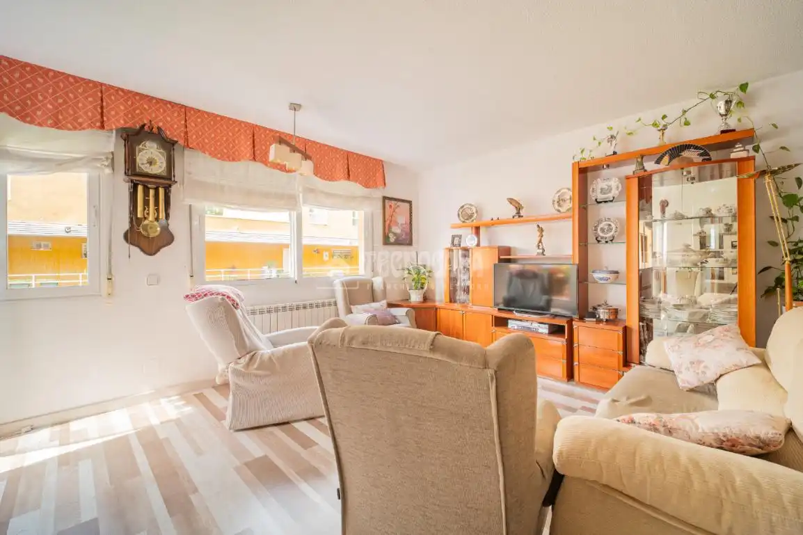 Sala de estar de Dúplex en venta en Rivas-Vaciamadrid con Calefacción y Terraza