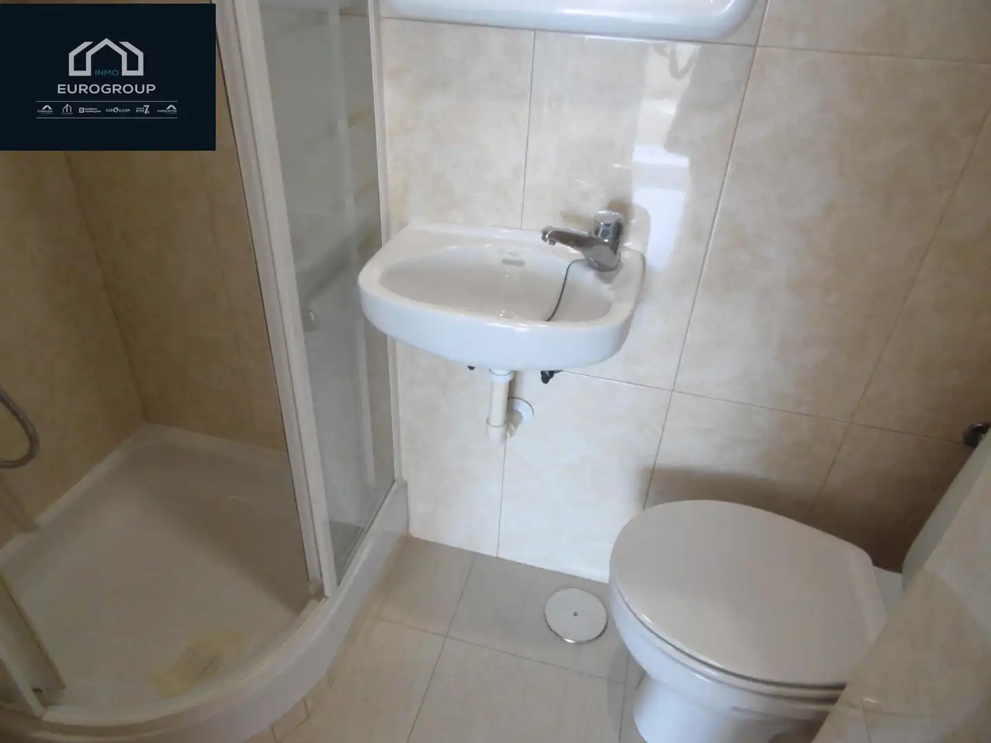 Badezimmer von Wohnungen zur Miete in Benidorm mit Privatgarten, Möbliert und Gemeinschaftspool